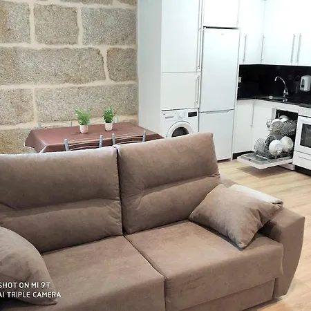 Appartamento 2 Bedrooms With Wifi At