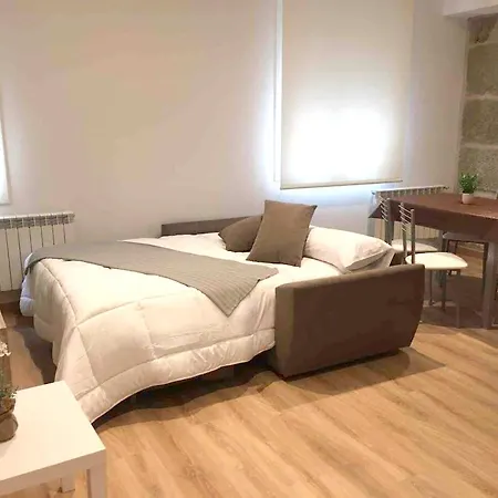 Appartamento 2 Bedrooms With Wifi At Ourense