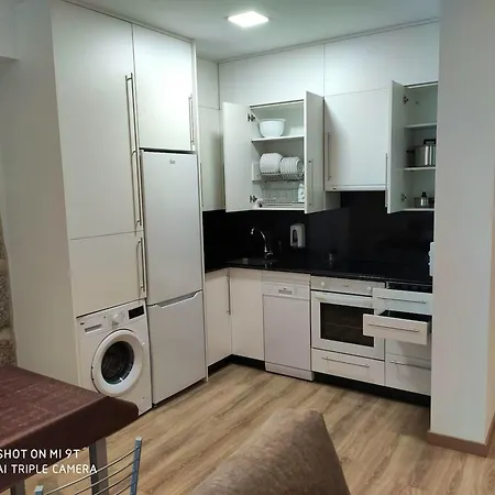 Appartamento 2 Bedrooms With Wifi At